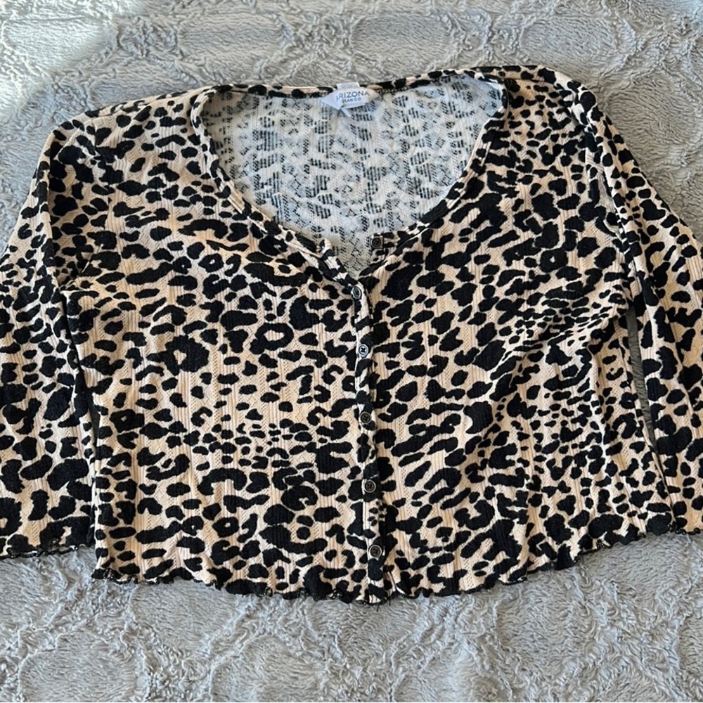 Cheetah Print half sleeve